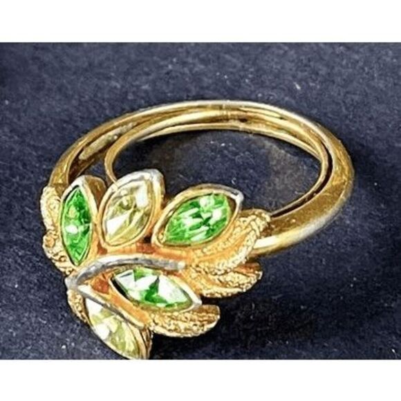 Vintage Avon Ring Vermeil Gold - Picture 1 of 3